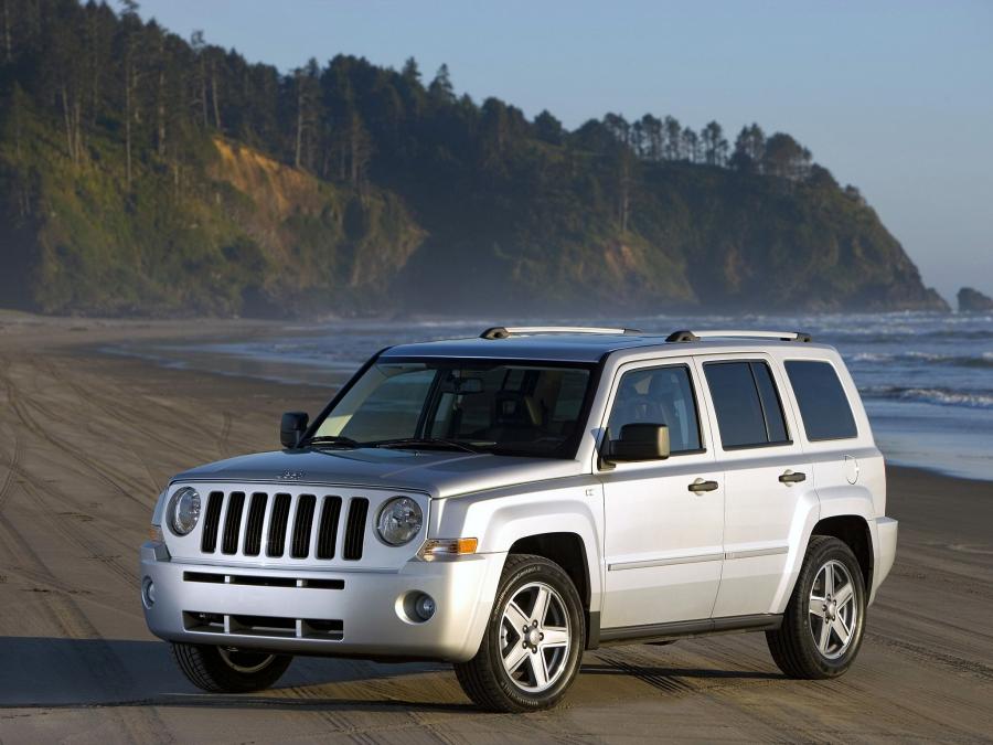  Jeep Patriot 2007 года  (EU) (фото 11 из 17)